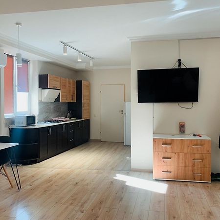 Apartments Domovik Korzo Мукачево Экстерьер фото
