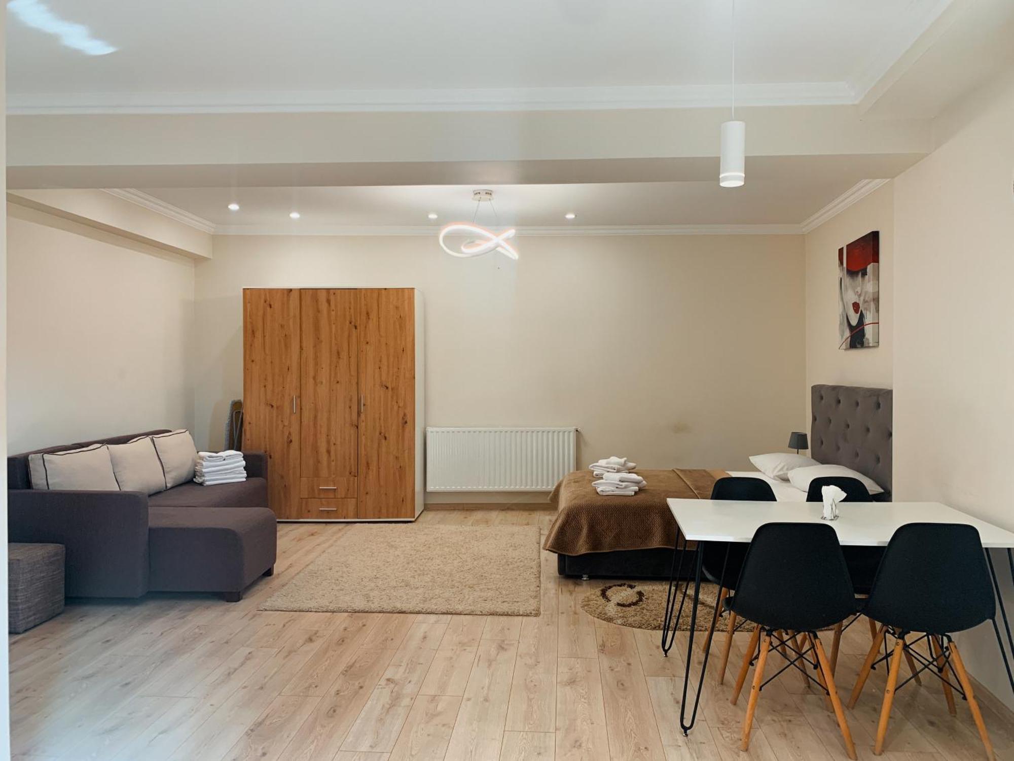Apartments Domovik Korzo Мукачево Экстерьер фото